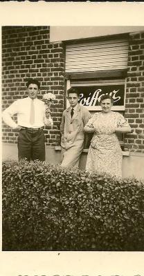 De eerste haarkapper, jaren '40
