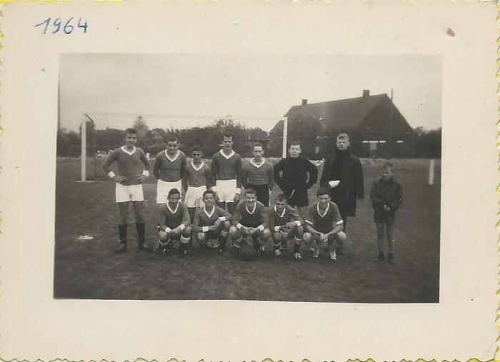 Voetbalploeg Dosko Beveren, 1964