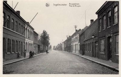 Zicht op de Bruggestraat, Ingelmunster, ca 1950