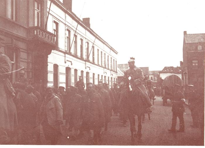 Uhlanen op het Polenplein in Roeselare, 1914-1918