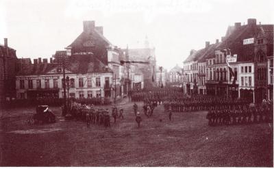 Duitse militairen op Grote Markt, Roeselare