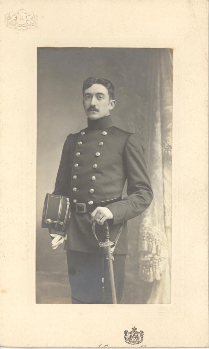 Honoré Talpe in legerkostuum