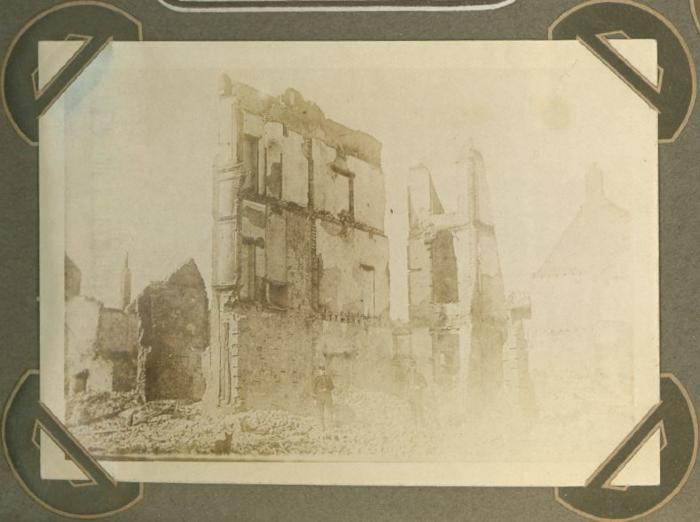 Ruïnes Grote Markt Ieper, 3 maart 1915