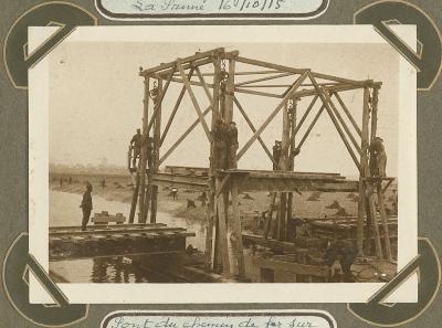 Spoorwegbrug over kanaal, Veurne 15 oktober 1915