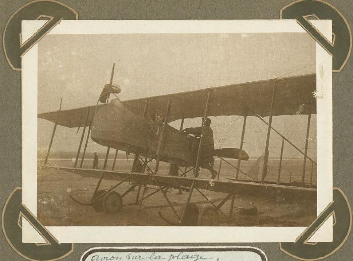 Vliegtuig op strand De Panne, 16 oktober 1915