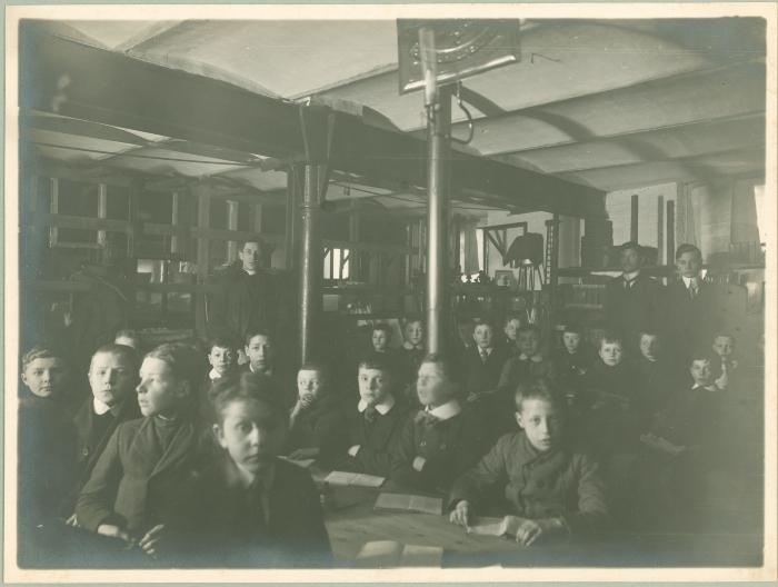 5e studiejaar bij Duyvewaerdt-Van Biervliet, 1914-1915, Roeselare