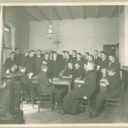 3e en 4e Latijnse klas, Sacristie St-Michielskerk Roeselare, 1914-1915