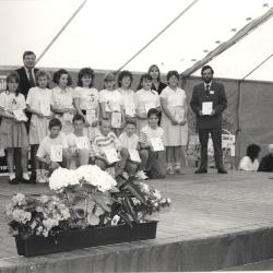 Feest in Basisschool " De Valke", Lichtervelde, 12 mei 1990
