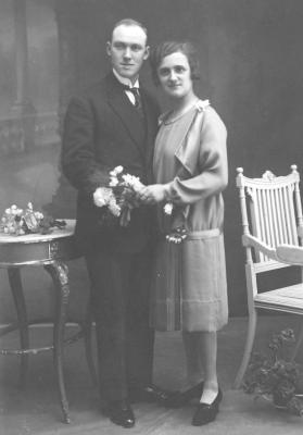 Huwelijksfoto Albert Vandommele en Bertha Vandenbroucke, 1927