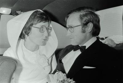 Fotoreportage van huwelijk van M. Vanneste, Moorslede december 1973