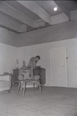 Toneelkring van KWB speelt: De roze pyjama, Moorslede december 1971