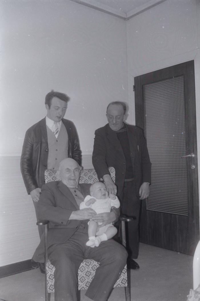 Viergeslacht Vanhecke (?), Moorslede 1970