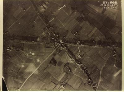 Luchtfoto Britse 57e squadron, Hooglede