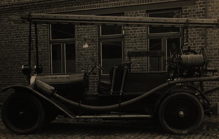 Eerste autopomp, +-1925