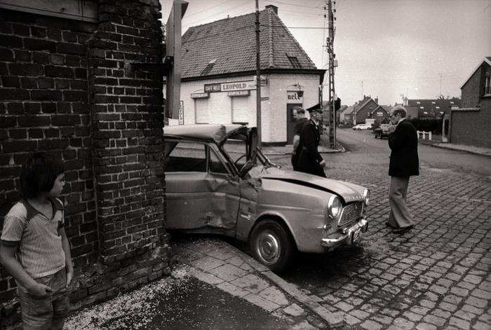 Auto-ongeval ter hoogte van café 'Nele', Moorslede augustus 1977