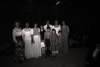 Modeshow in sporthal, Moorslede februari 1977