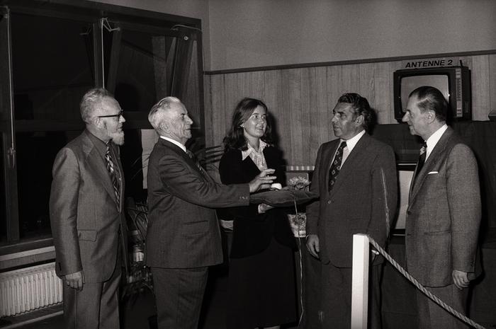 Opening winkel (?) TV en FM, Westrozebeke 1976