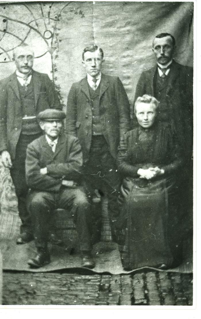 Familiefoto Decaestecker - Degraeve, circa 1914