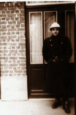 Agent Vanthournoudt, 1952