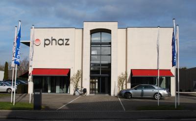 Voor- en nadelen van een familiebedrijf, Firma Phaz, Roeselare