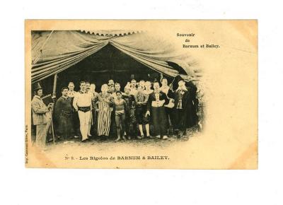 Postkaart met de komieken van het Barnum en Bailey circus