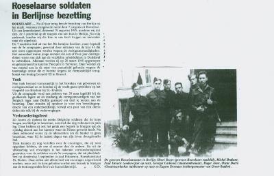 Kopie van krantenartikels over Roeselaarse soldaten in Berlijnse bezetting. 