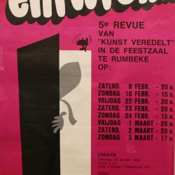Affiche van de vijfde Roeselaarse revue "'t Is entwien!" door het  Roeselaars Lyrisch Gezelschap "Kunst Veredelt", Roeselare, 1985