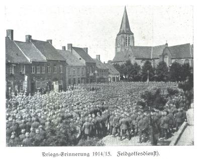 Kerkdienst Duitse soldaten op Marktplaats Moorslede, 1915