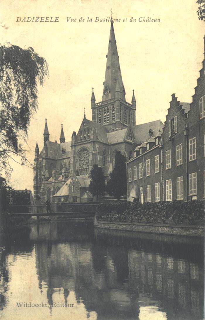 Dadizeele Vue de la Basilique et du Château