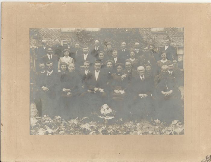 Familiefoto trouw grootouders Christelle Dejonckheere, 1919