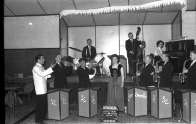 Orkest met zangeres, Izegem 1957