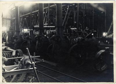 Afgewerkte stoommachines van de fabriek Sabbe & Steenbrugge (SAST)
