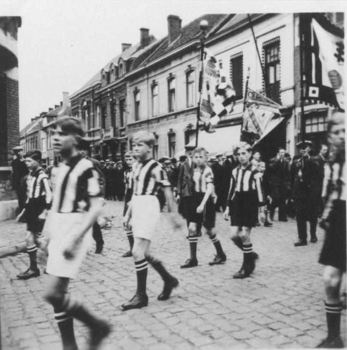 Viering zilveren jubileum van voetbalclub KFC Roeselare