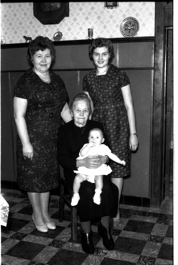 Viergeslacht, Izegem, 1959