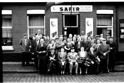 Kampioenviering café 'In 't Klein Kortrijk', Izegem 1958