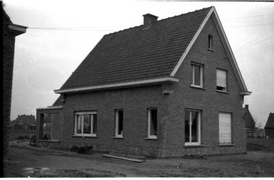 Woonhuis in opbouw: huis Balcaen, Izegem 1958