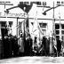 Café 'Drie Koningen, lokaal ACV': vlaggenwijding, Ingelmunster 1958