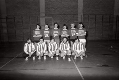 Minivoetbal: groepsfoto Moerkerke -David, Moorslede februari 1978